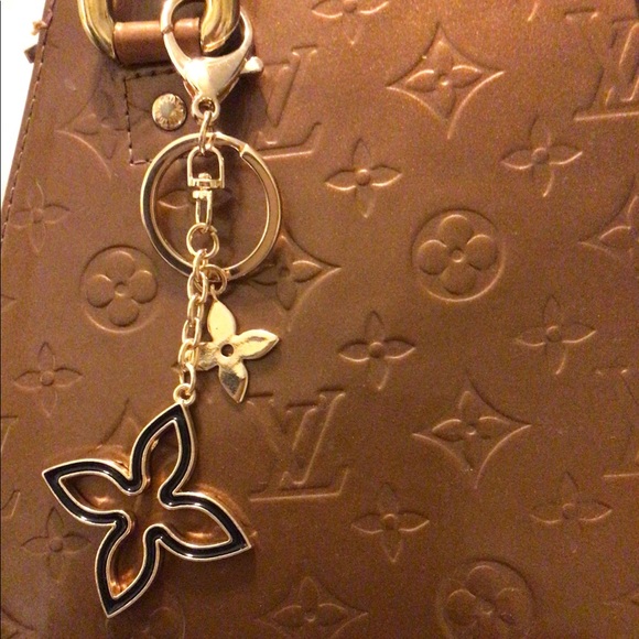 Clover Bag Charm, perfect with Louis Vuitton bags - Picture 15 of 15